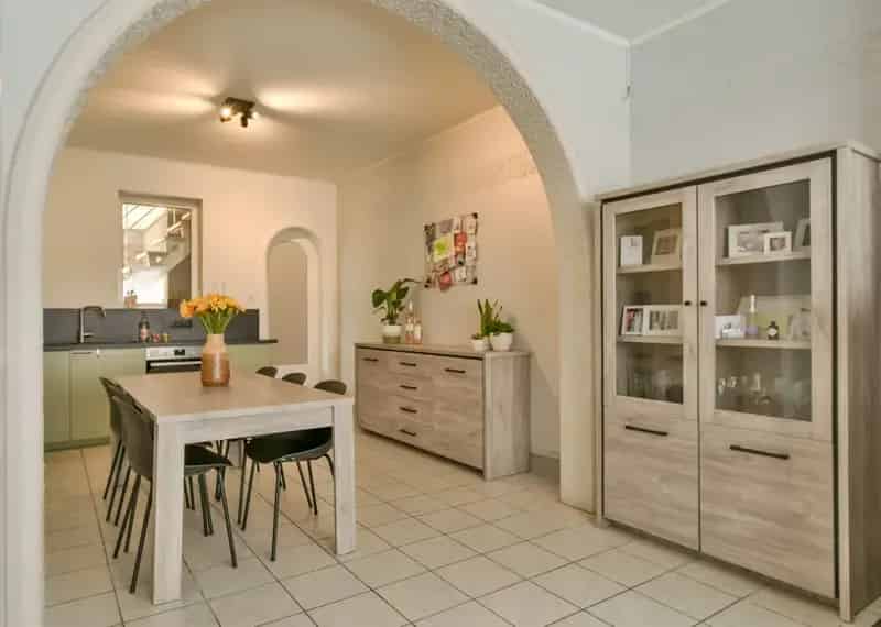 Instapklare woning te Wevelgem - 2 slaapkamers - gezellige tuin