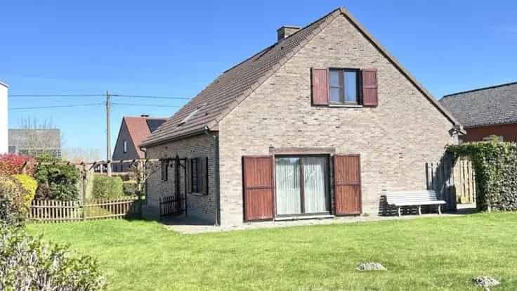 Villa te Koop Oplinter: Rustige ligging, Garage, Tuin, Rolstoeltoegankelijk