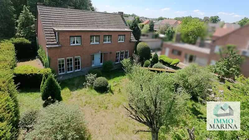 Zeer ruime woning met 6 kamers te Tremelo