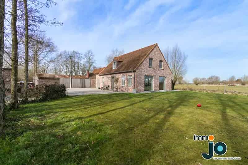Landelijke Villa te Koop Zedelgem 4 slaapkamers Nabij Brugge