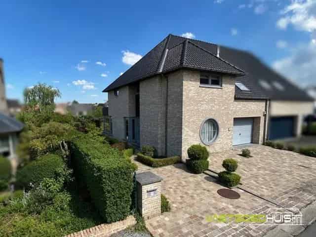 Villa te koop in Roosdaal - Moderne woning met praktische indeling