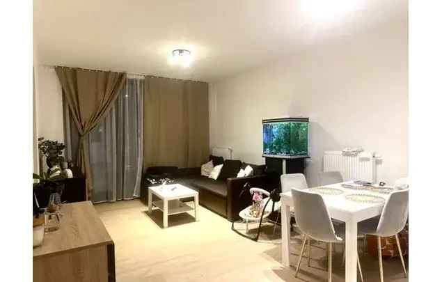 Huur 1 slaapkamer appartement van 50 m² in Antwerp