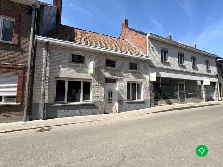 Huis Te Koop Koekelare: 522m² met Handelspand