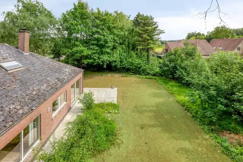 Ruime Bungalow te Huur Groot Perceel Zuidwest