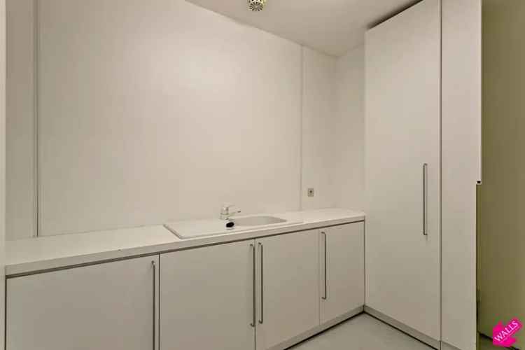 Kantoorruimte in Oud Pakhuis Oude Leeuwenrui