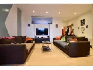 Appartement te Koop Laken - Gerenoveerd met Terras