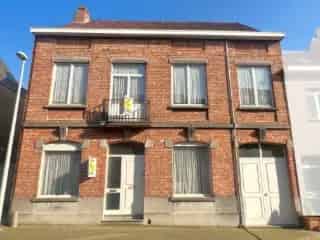 Herenhuis te koop Mesen 5 slaapkamers tuin garage