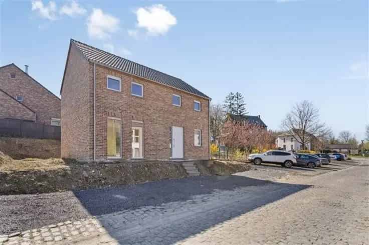 Villa te Koop Tilly 4 slaapkamers Nabij Station