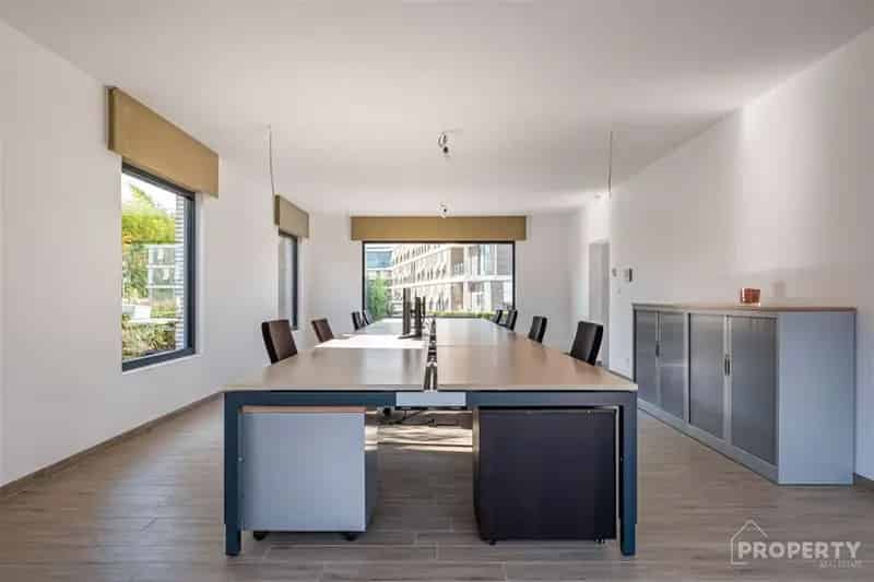 Huis te koop Heestert: Ruime villa 5 slaapkamers 2 badkamers
