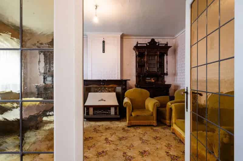 Huis te koop Eeklo: Authentieke woning te renoveren