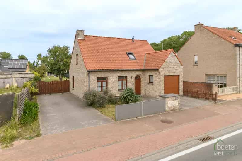 Huis te koop De Panne 5 slaapkamers 2 badkamers ruime tuin