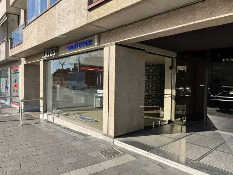 Handelspand te Koop Genk Centrum 100m²