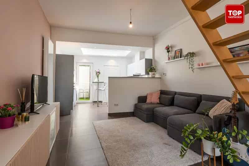 Instapklare woning 3 slaapkamers stadskoer
