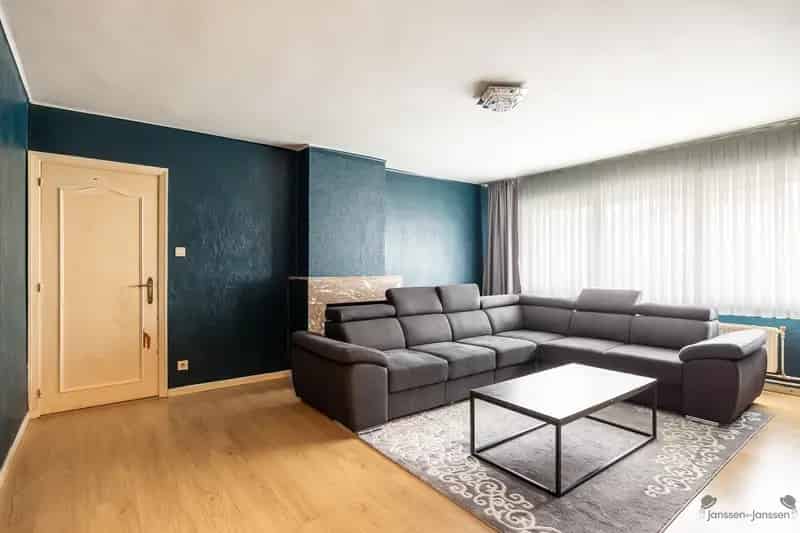 Appartement te huur 2 slaapkamers terras parking Waasland
