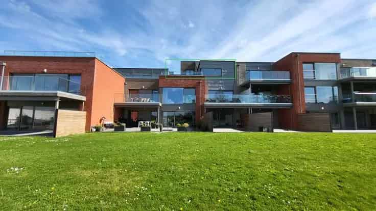 Duplex Visé 160m² 2 slaapkamers Grote Terras Parking Kelder