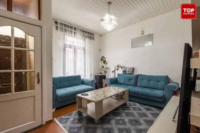 Te renoveren woning 4 slaapkamers