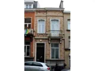 Huis te Koop Elsene 4 slaapkamers Nabij Place Flagey
