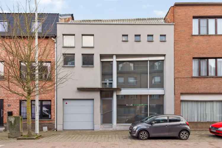 Te koop instapklare woning met 4 slaapkamers en tuin in Walem