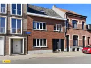 Handelsfonds te koop Herentals 2 Duplex Appartementen