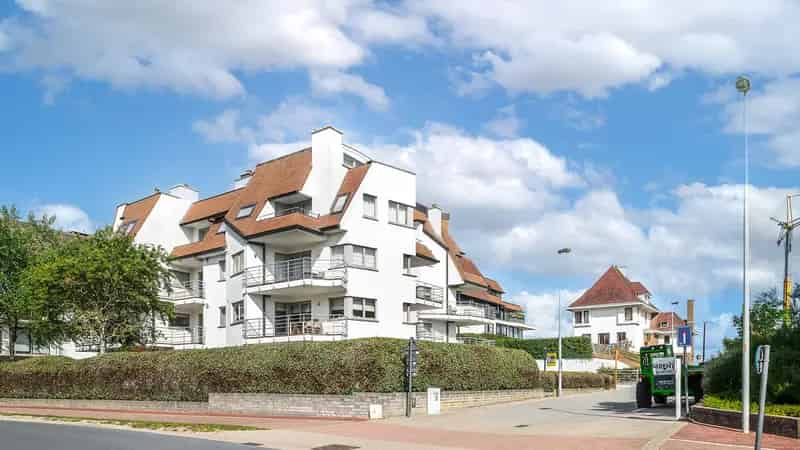 Hoekappartement te huur nabij zee