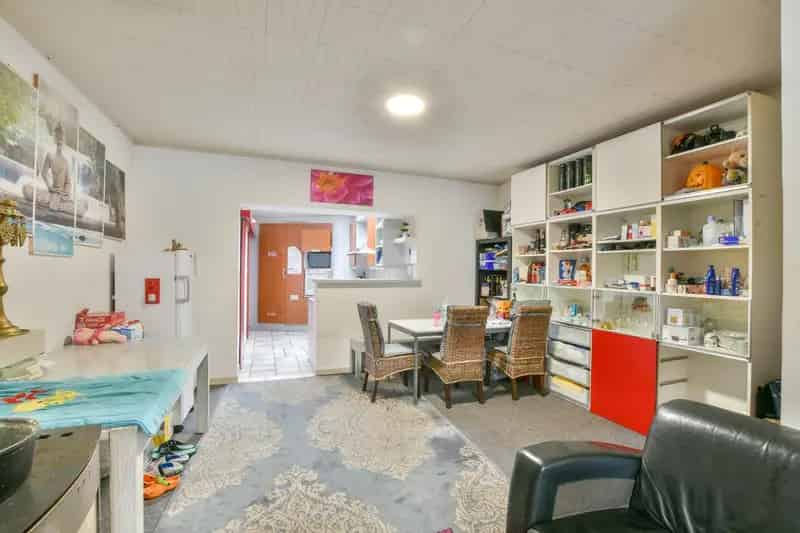 Rijwoning 4 slaapkamers Centraal gelegen