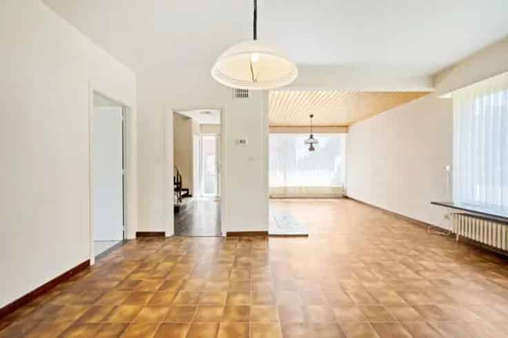 Huis Te Koop Mol - 4 slaapkamers, garage, grote kelder