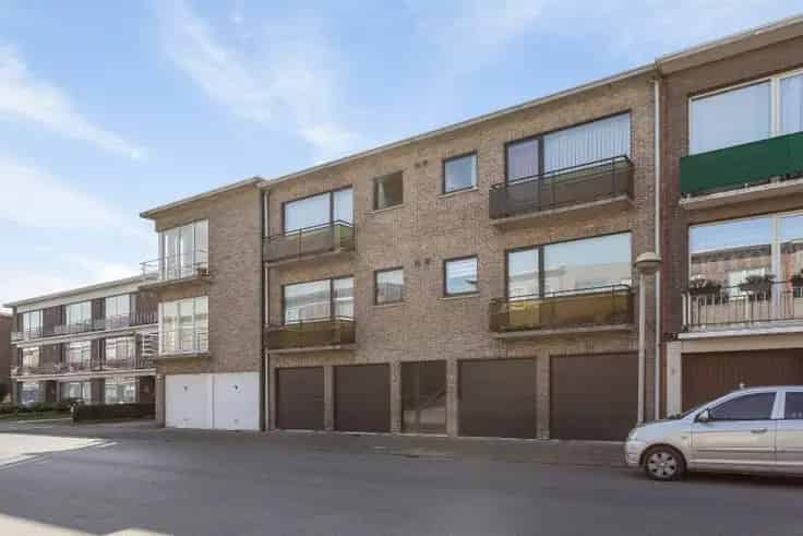 Appartement Te Koop 2 slaapkamers tuin garage