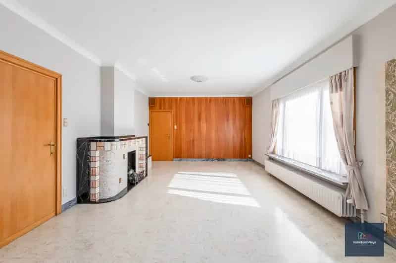 Huis te koop Heusden: Ruime woning te renoveren of opsplitsen in 2 bouwgronden