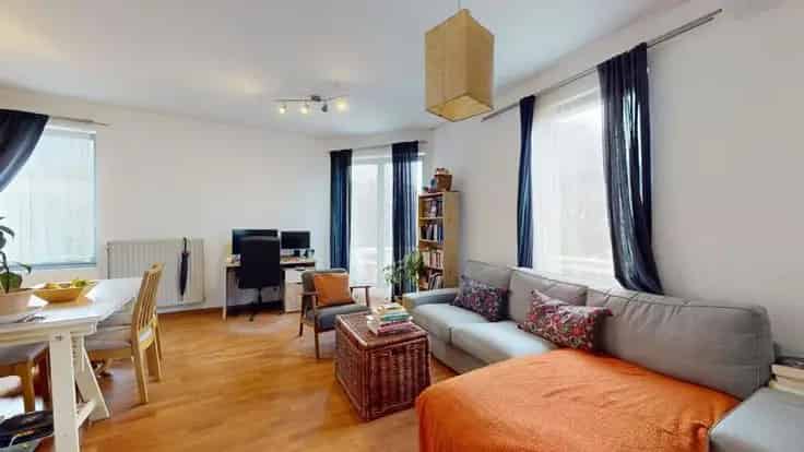 Appartement Te Koop Invalides 1 Slaapkamer Terras
