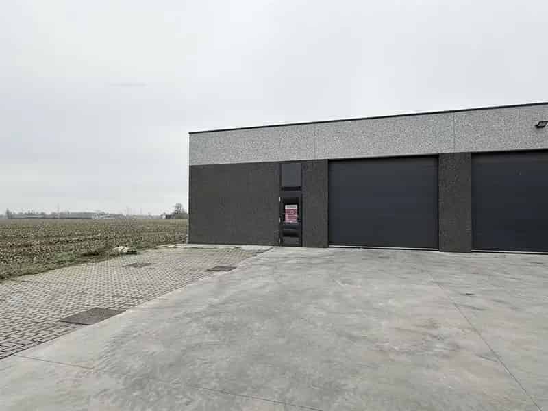 Magazijn te Huur Hooglede - Nieuw en Onmiddellijk Beschikbaar