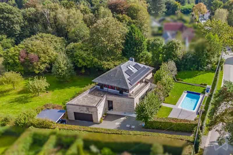 Villa 6 slaapkamers Grez-Doiceau zwembad grote tuin