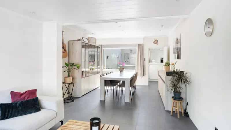Instapklaar Huis Grote Garage Knokke