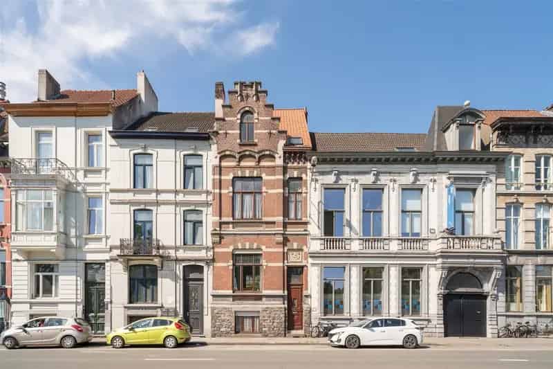 Huis te koop Gent: 5 slaapkamers, tuin, renovatieproject