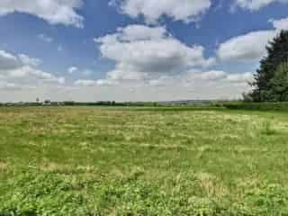 Bouwperceel te koop Momignies 1000m²