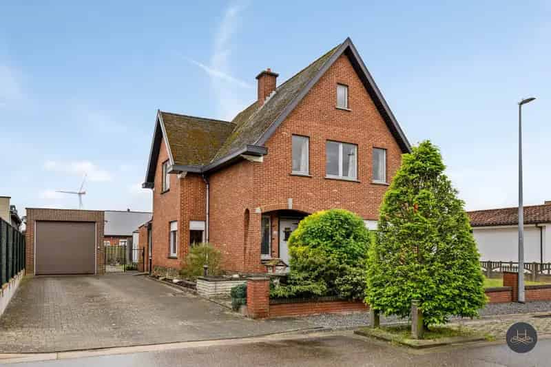 Vrijstaande woning met veel potentie
