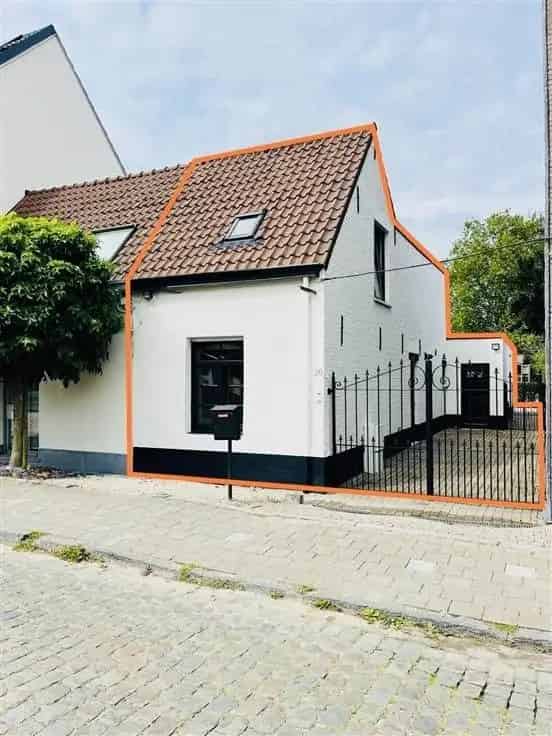 Huis Te Koop Ranst: Instapklare Starterwoning