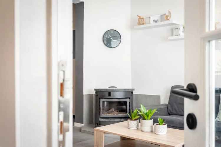Instapklare woning 3 slaapkamers tuin autostaanplaats