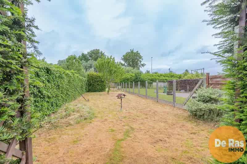 HAALTERT Gezinswoning met tuin en garage