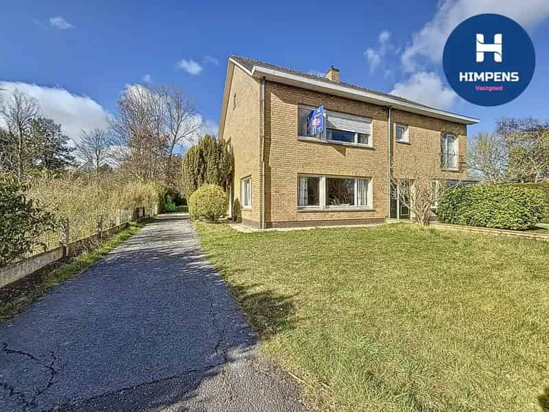 Huis te koop Sint-Idesbald: 3 slaapkamers, tuin, renovatieproject