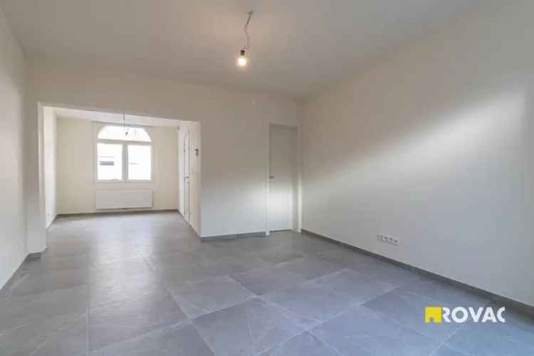 Gerenoveerde woning 3 slaapkamers tuin