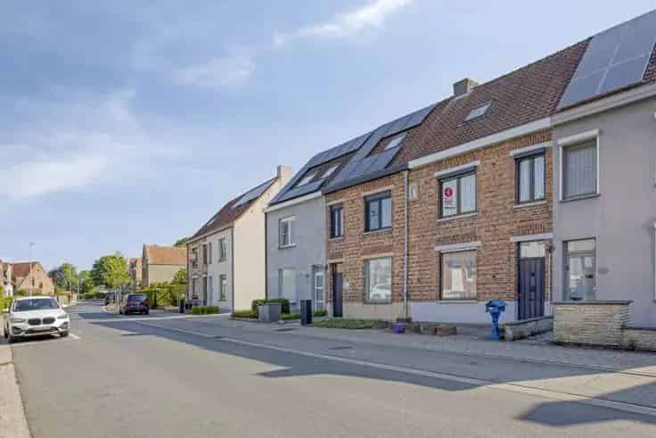 Huis Te Koop Sint Andries 3 slaapkamers Te renoveren