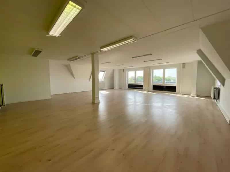 Kantoorruimte te huur Sint-Denijs-Westrem 97m²