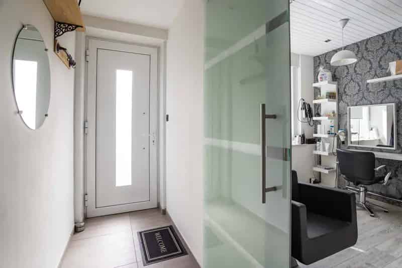 Huis te koop Moen: Gezellige woning met 3 slaapkamers en garage