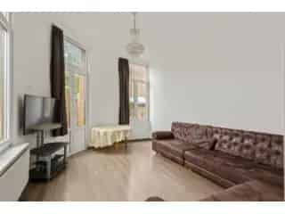 Handelspand met 3 Appartementen te Borgerhout