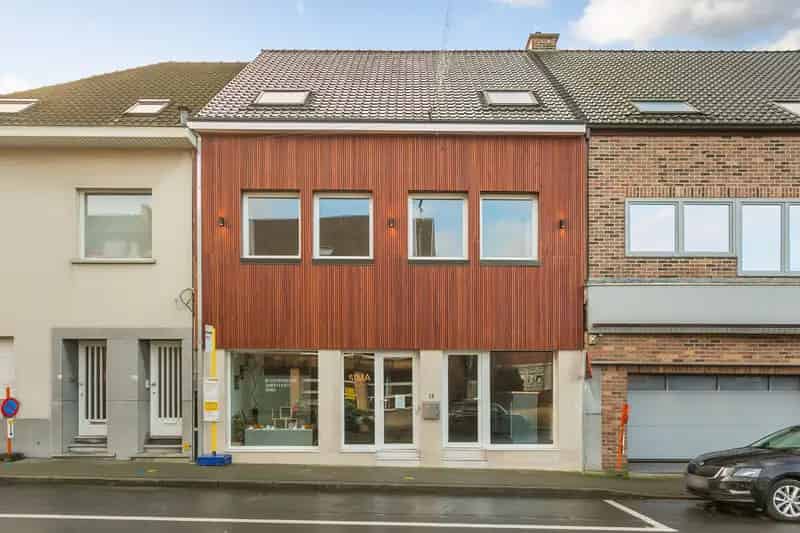 Handelspand met Woning te Koop in Lauwe