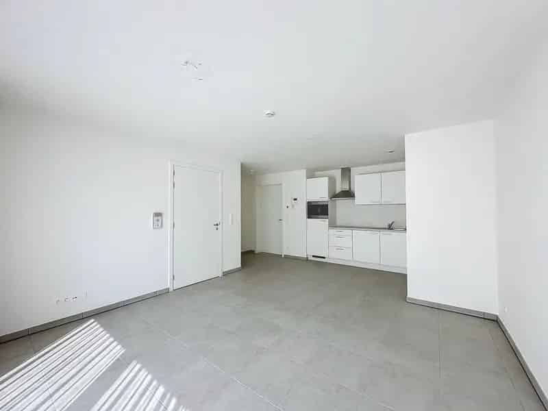 Serviceflat met groot terras te koop Mol centrum
