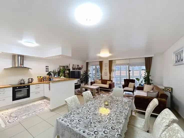 Appartement Te Koop Sint-Jans-Molenbeek 2 Slaapkamers Parking