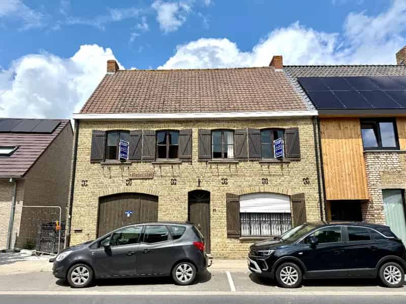 Te renoveren woning Adinkerke 237m²