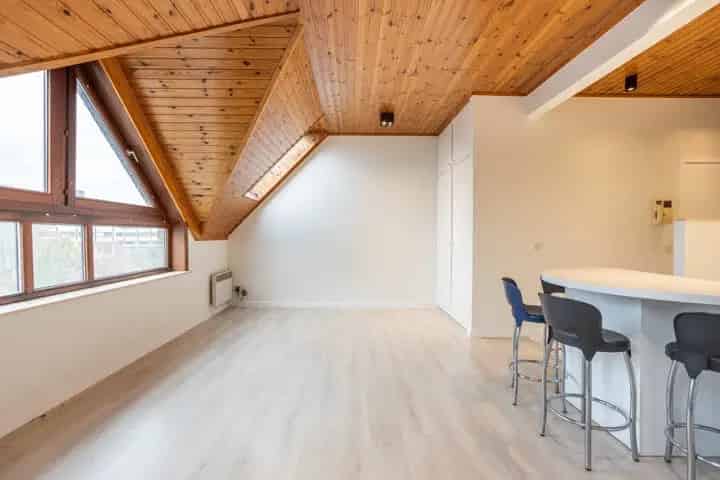 Studio te koop in Waregem