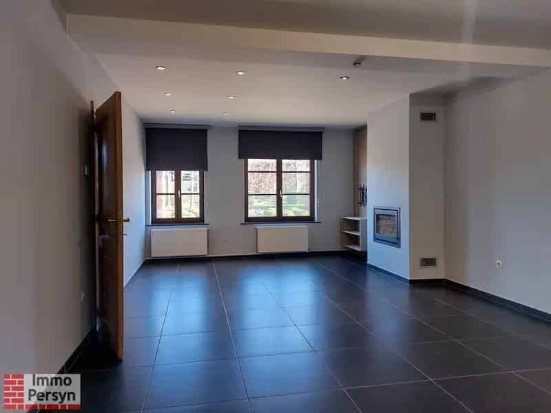 Rustig Gelegen Woning Met Loods